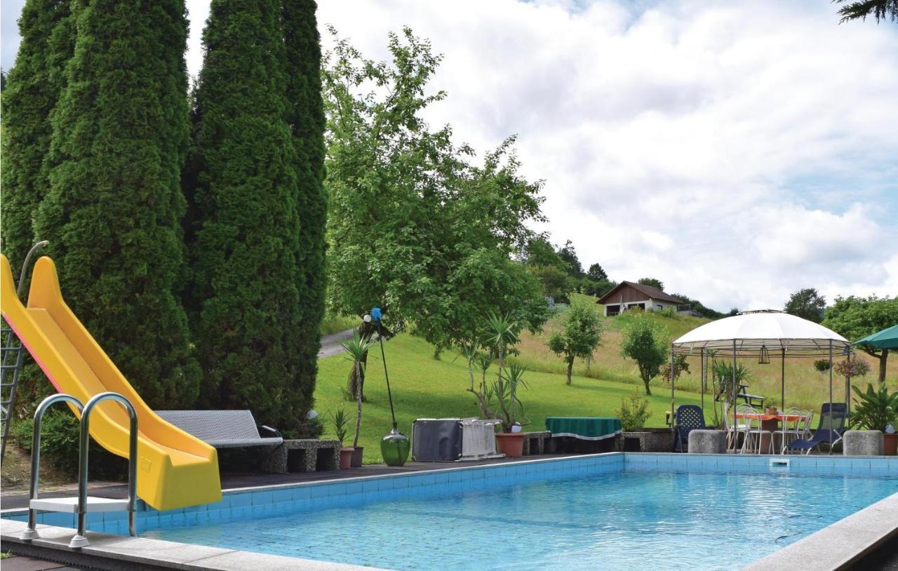 2 Bedroom Awesome Apartment In Welschensteinach Esterno foto
