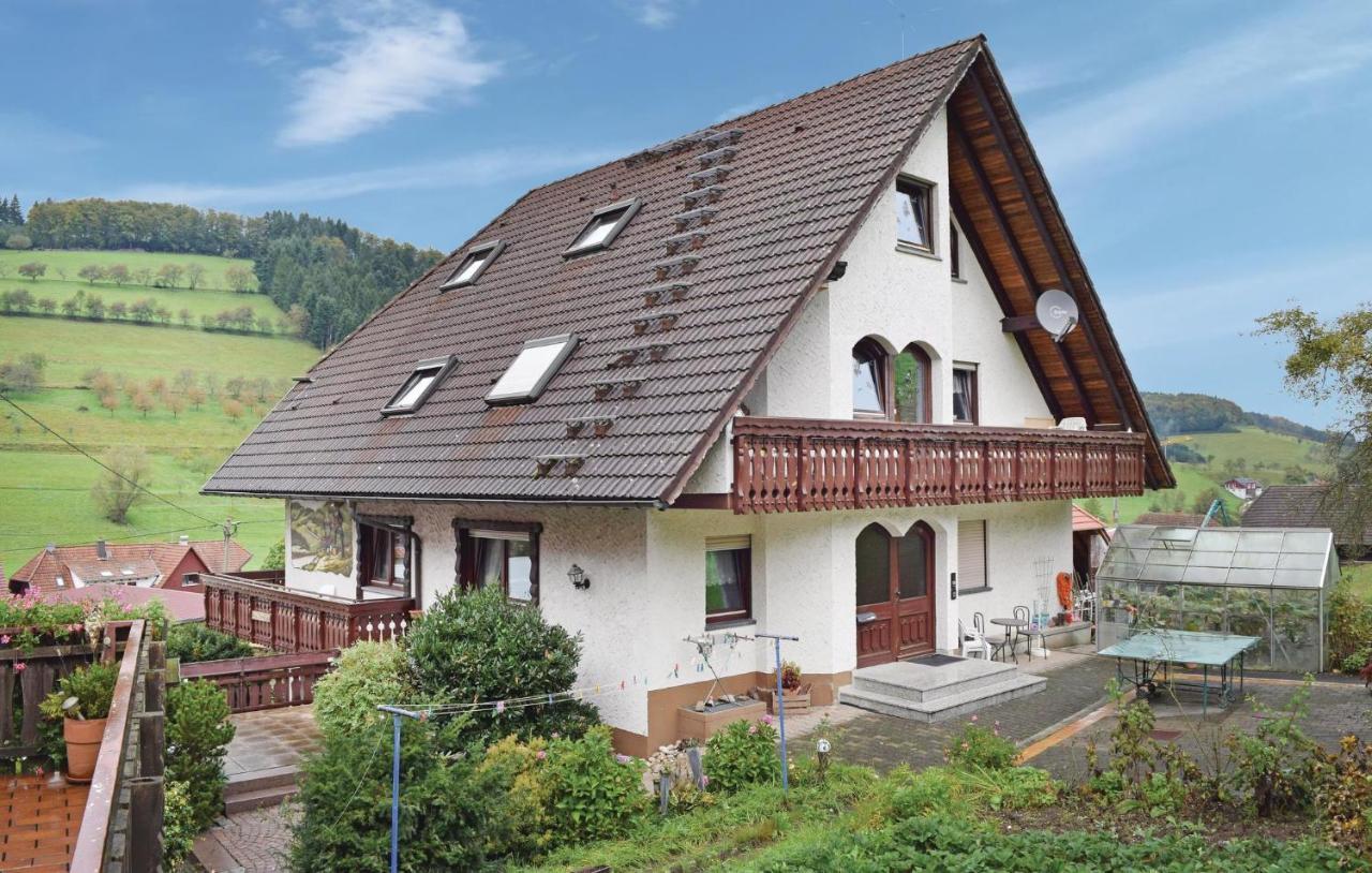 2 Bedroom Awesome Apartment In Welschensteinach Esterno foto